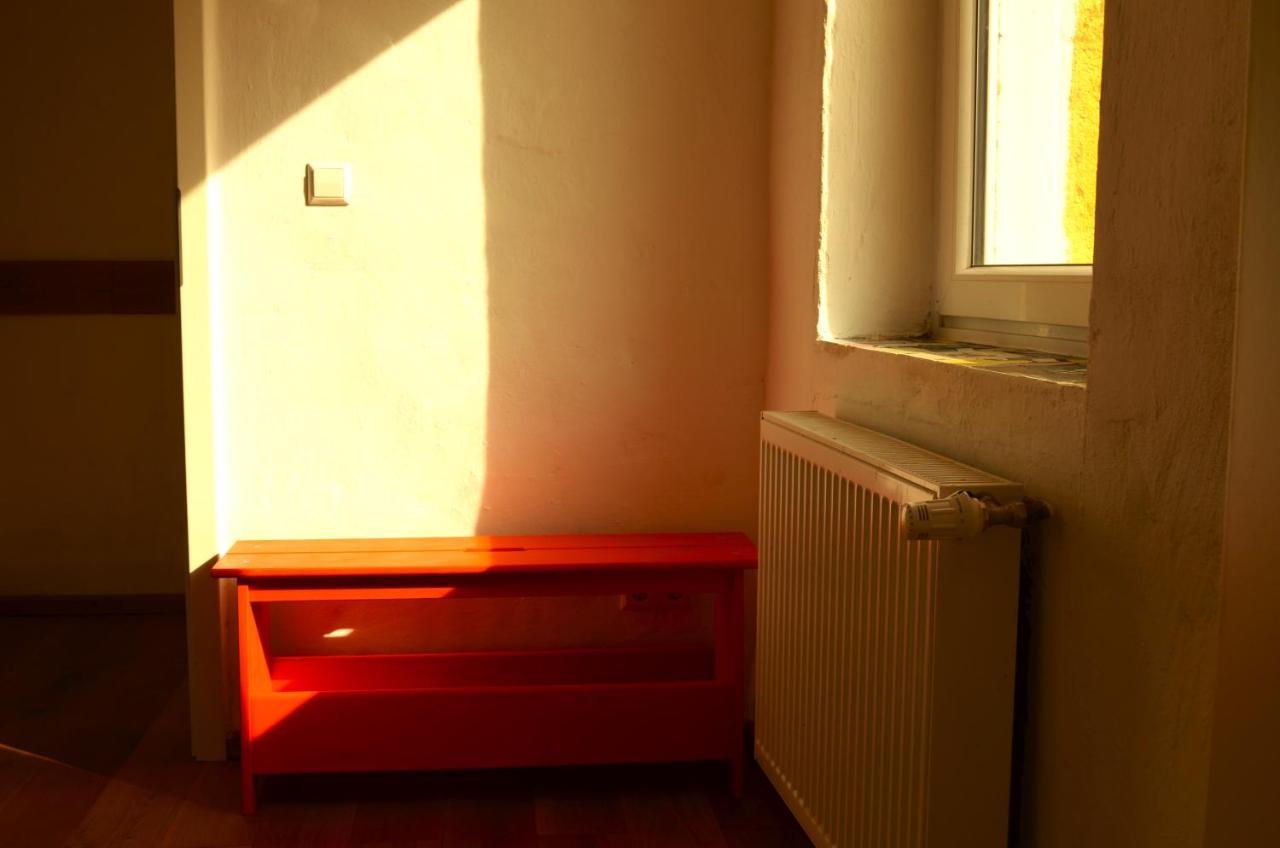 Lehmhaeuschen Mit Sauna Tangermünde Exteriör bild