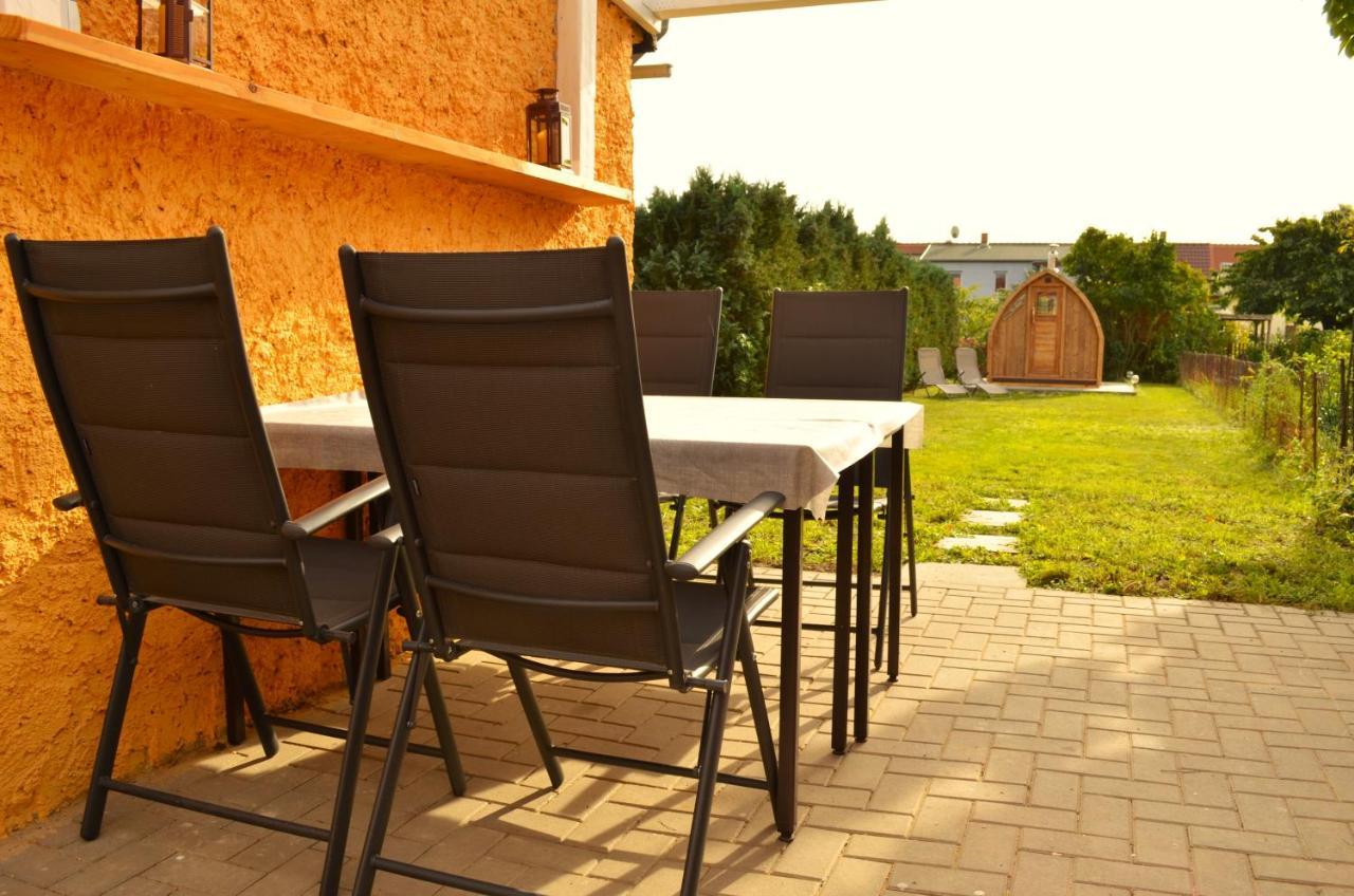 Lehmhaeuschen Mit Sauna Tangermünde Exteriör bild